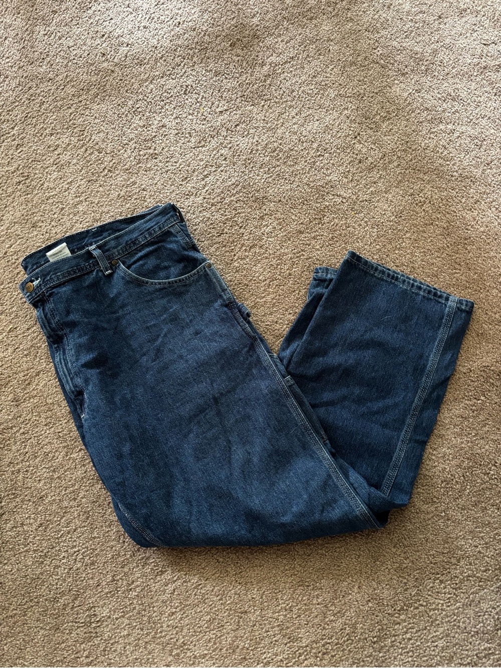 Classic Straight-Leg Men's Jeans in Dark Indigo